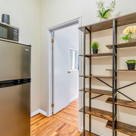 2 Bedroom Hidden Upscale Oasis New York Bagian luar foto